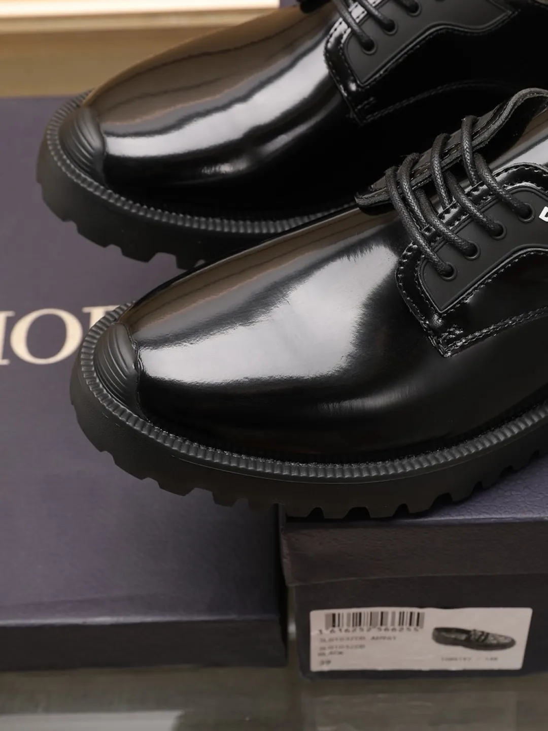 Factory P580💰[Dior] men's classic casual leather shoes🇺🇸 are on sale simultaneously, Italian original·The upper is made of original open-edge beaded cowhide➕original cowhide·inner, fine workmanship. Sole: Original outsole specially provided by the original factory⚠️Outsole. Comfortable, wear-resistant, non-slip, real-life photo🎬Can be worn with casual clothes or suits, light and comfortable on the feet. Size: 38-44 (45.46 customized)